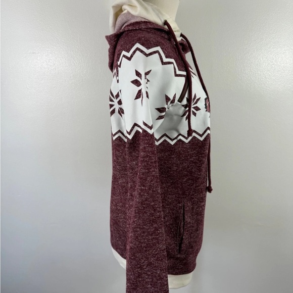 NWT Amersand Ave holiday sweatshirt - Picture 3 of 8